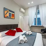 Lovely Flats In Historic Center 아파트