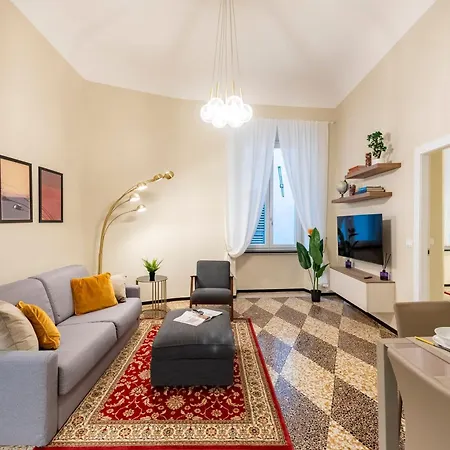 Apartment Lovely Flats In Historic Center - Happy