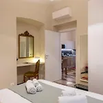 Lovely Flats In Historic Center Genova